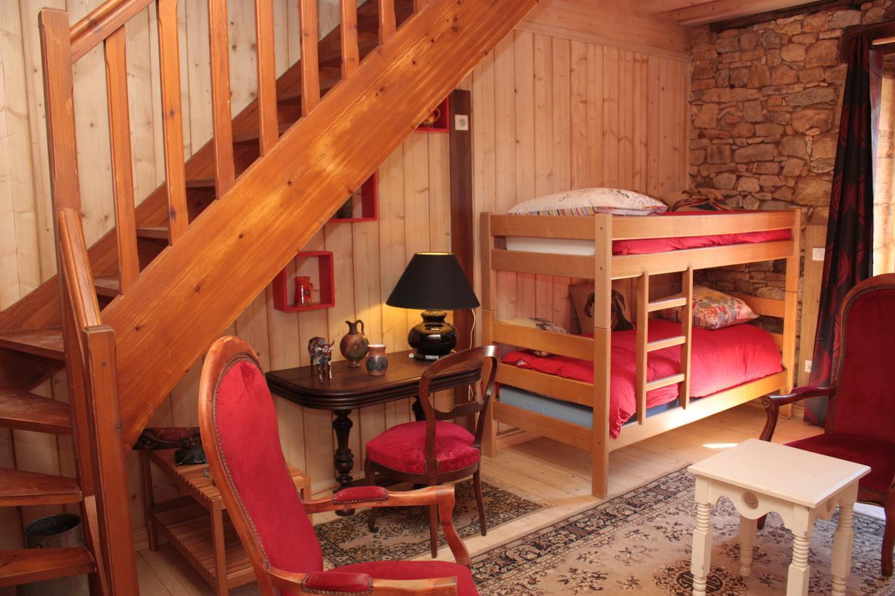 Le Clos Mandalou Bed & Breakfast Saint-Pompont Room photo